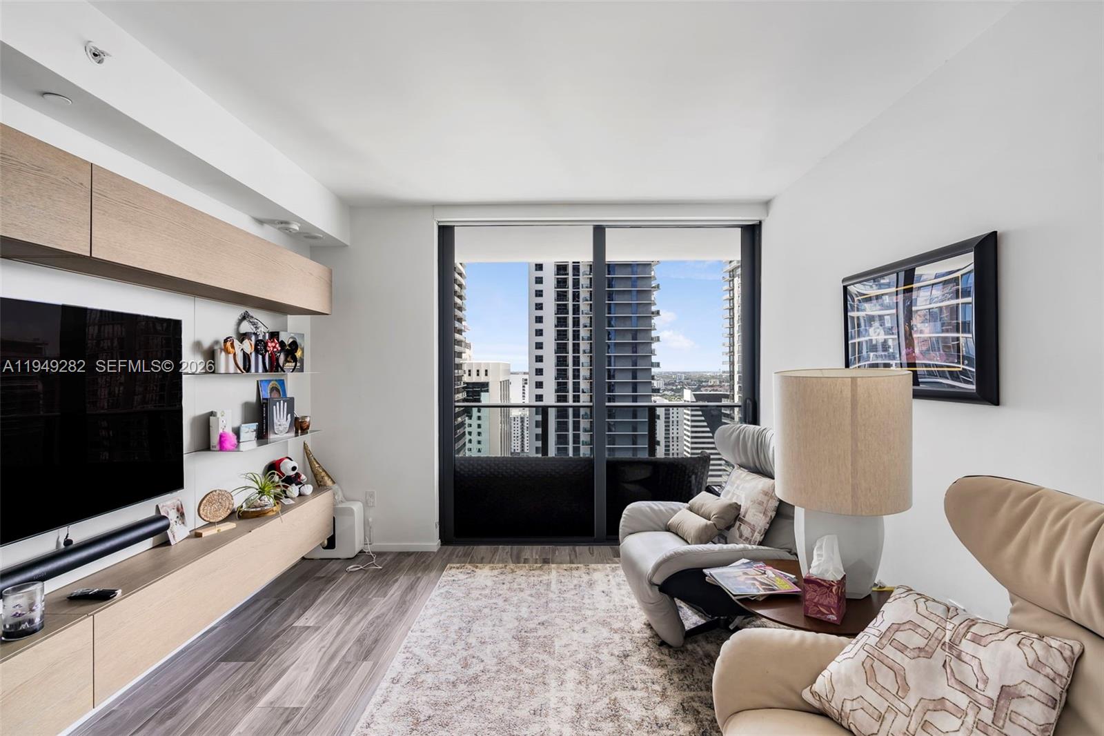 801 SMA RESIDENCES CONDO - Residential