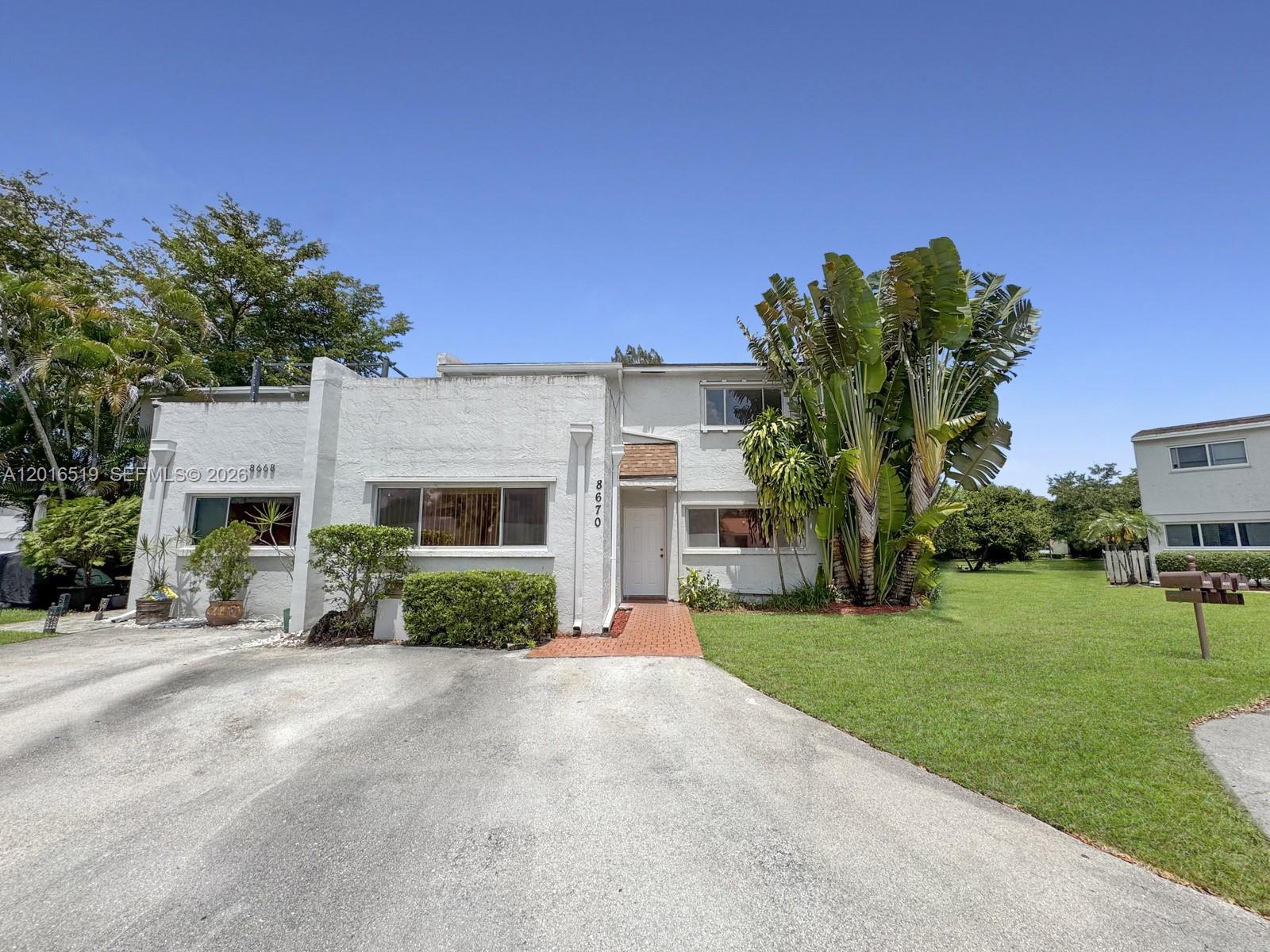 8670 Bridle Path Ct 111A