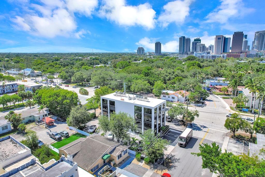 150 SE 12th St 201-2