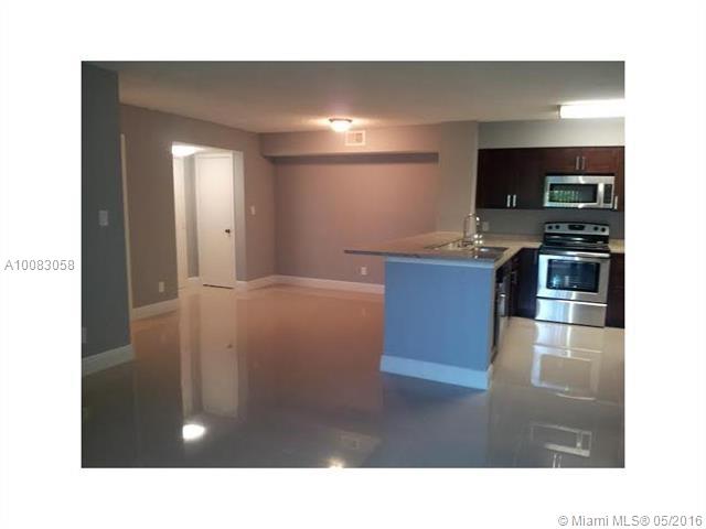 HOLLYWOOD PARC CONDO - Residential Lease