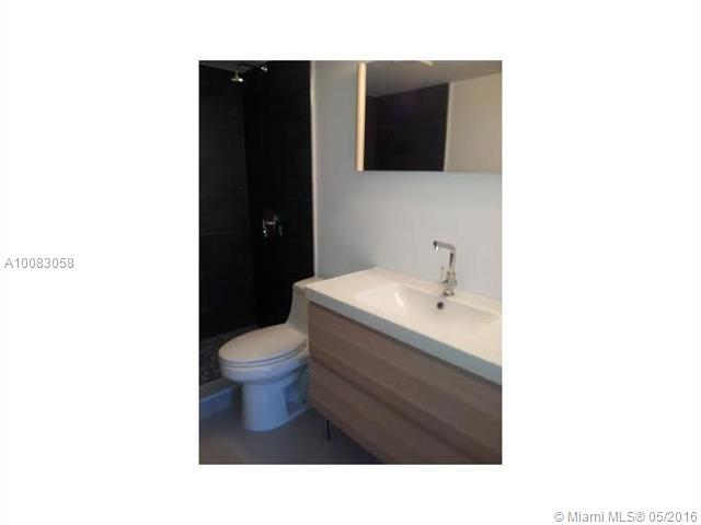 HOLLYWOOD PARC CONDO - Residential Lease