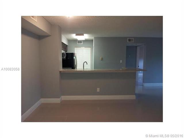 HOLLYWOOD PARC CONDO - Residential Lease