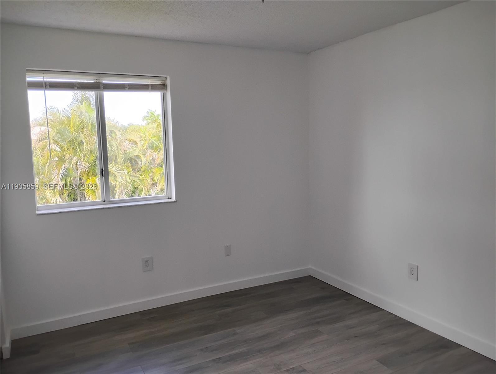 CONTINENTAL HOMES AT LAGO - Residential