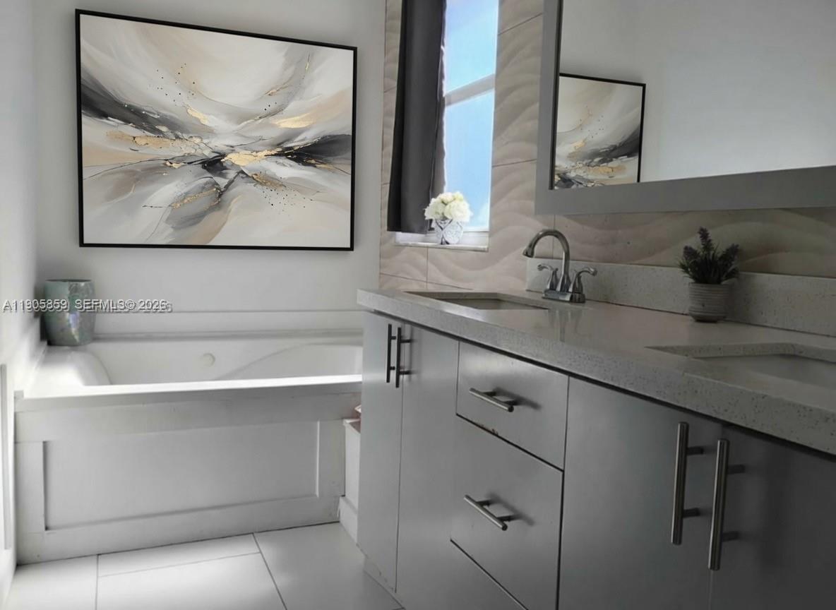CONTINENTAL HOMES AT LAGO - Residential