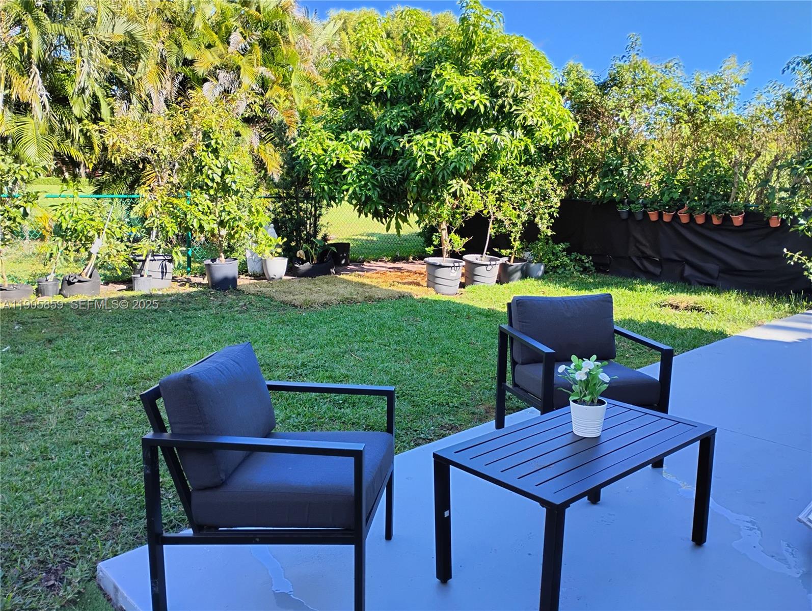 CONTINENTAL HOMES AT LAGO - Residential