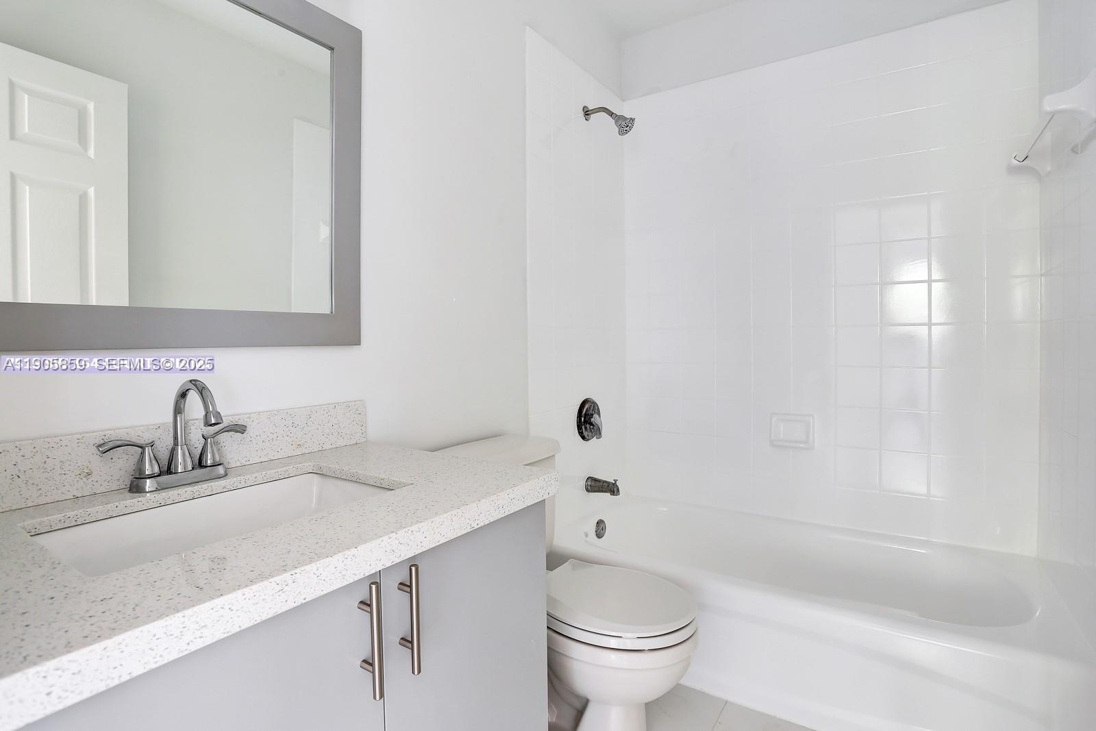 CONTINENTAL HOMES AT LAGO - Residential