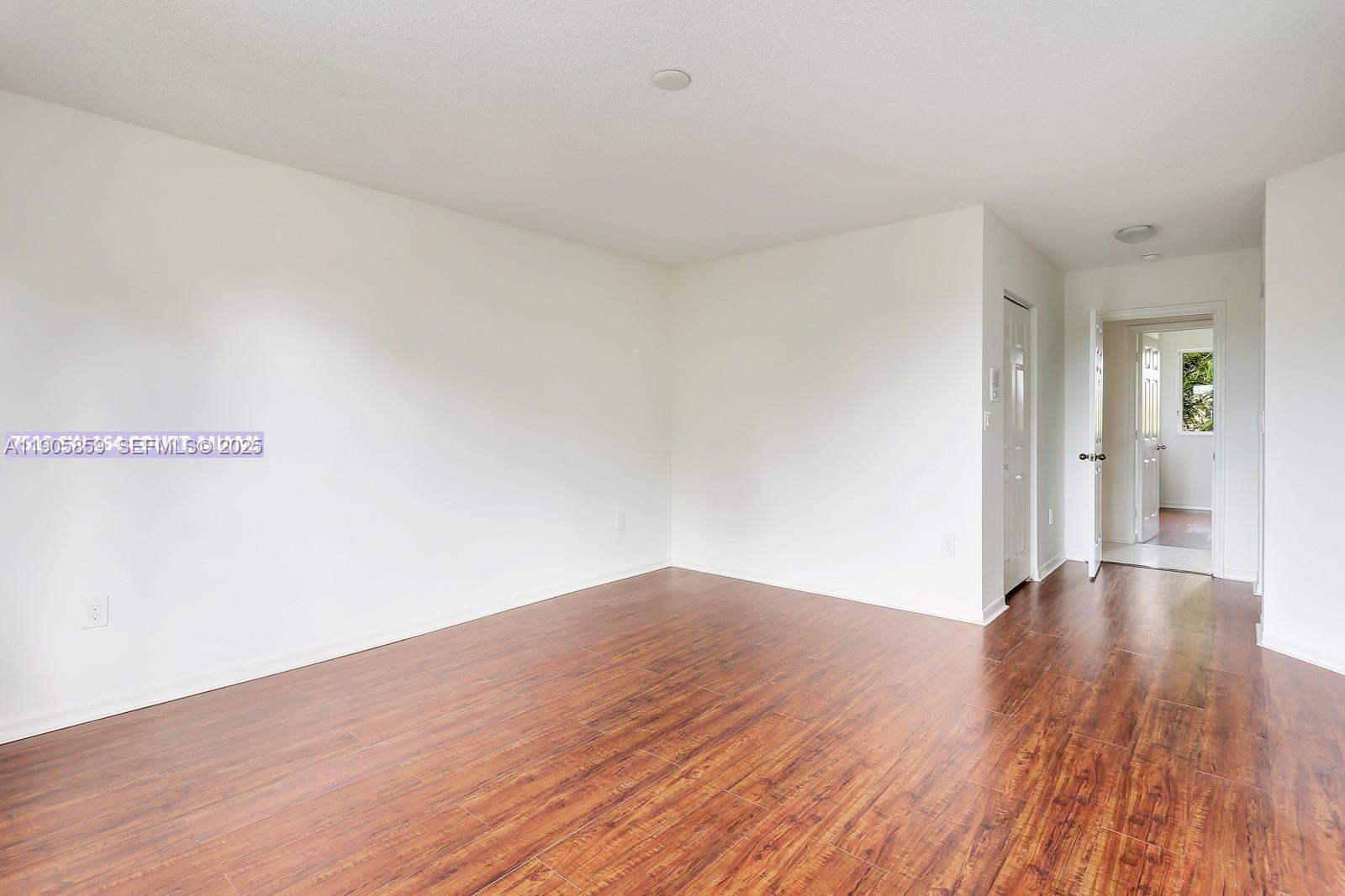 CONTINENTAL HOMES AT LAGO - Residential