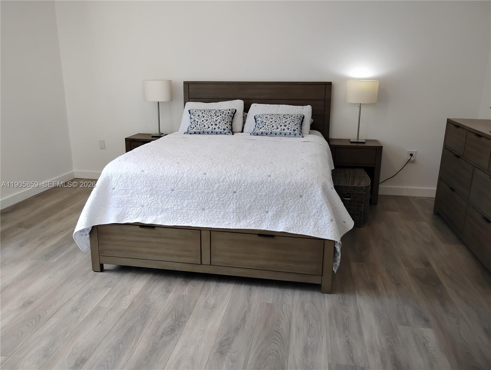 CONTINENTAL HOMES AT LAGO - Residential