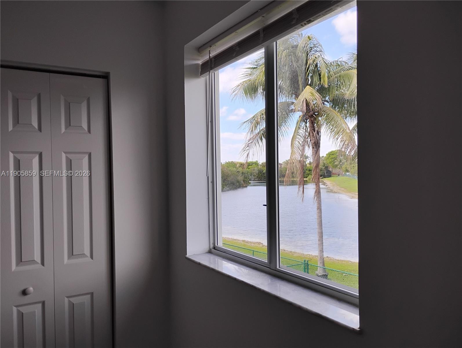 CONTINENTAL HOMES AT LAGO - Residential