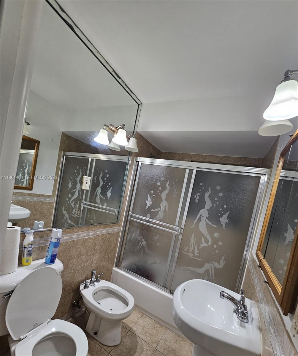 CORAL GABLES CRAFTS - Residential