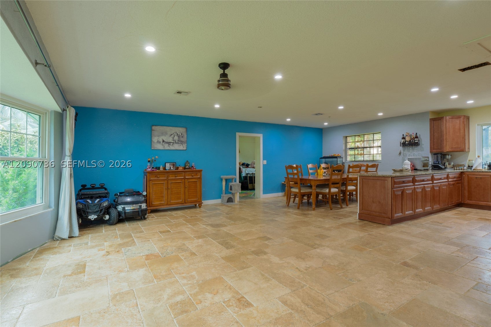 4875 SW 163rd Ave, Southwest Ranches, FL, 33331/$1,350,000 4 4875 SW 163rd Ave