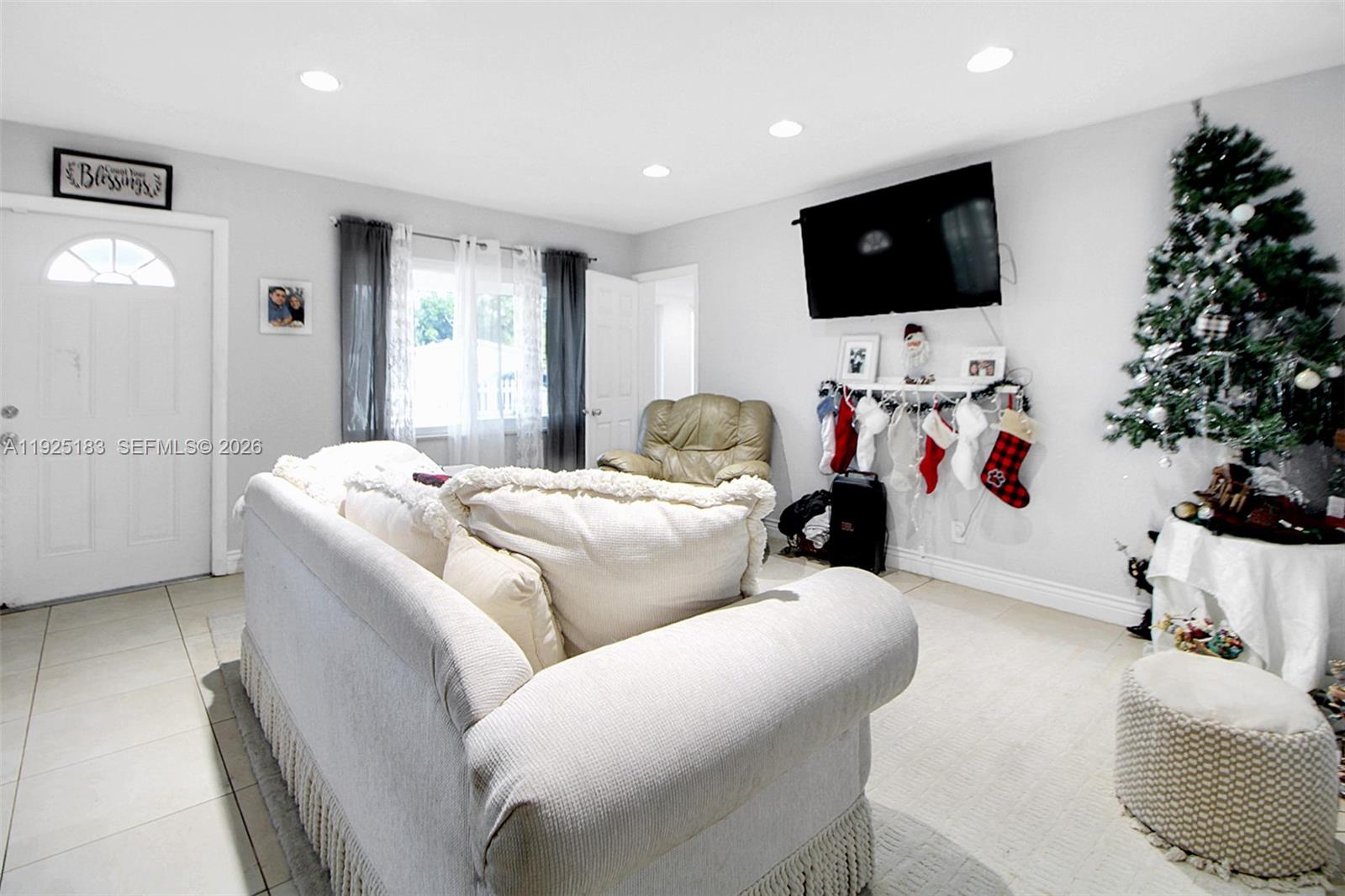 DRIFTWOOD ACRES NO 5 - Residential