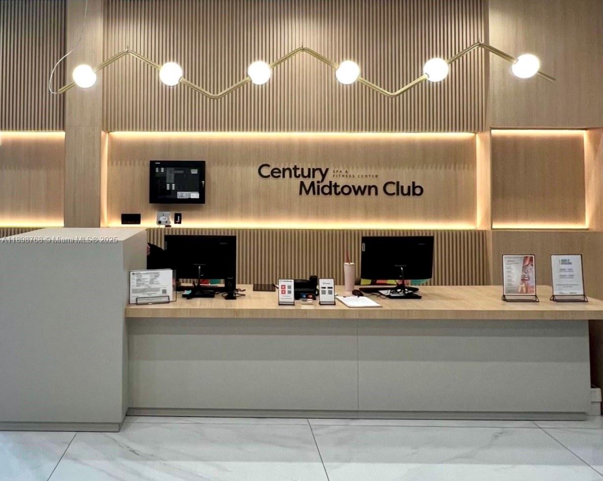 MIDTOWN DORAL CONDO 3 - Residential Lease