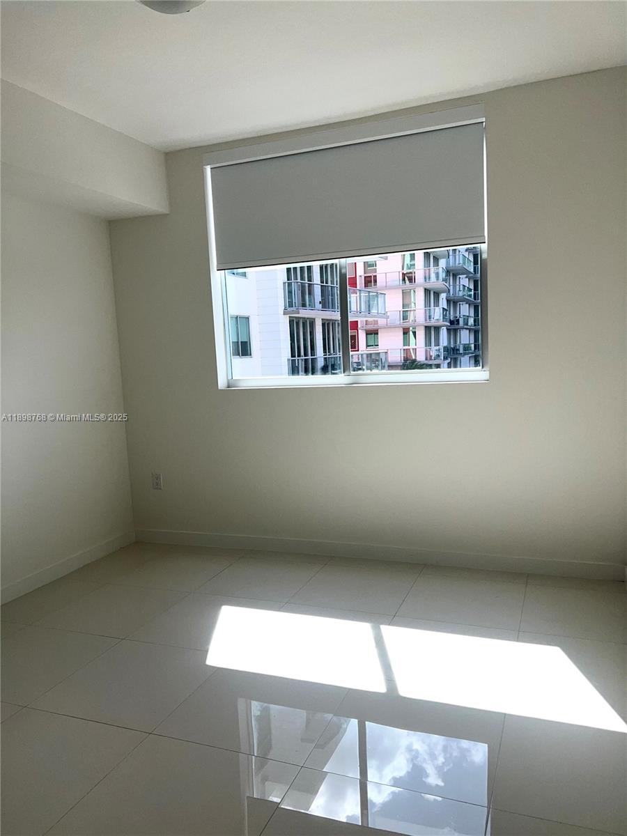 MIDTOWN DORAL CONDO 3 - Residential Lease