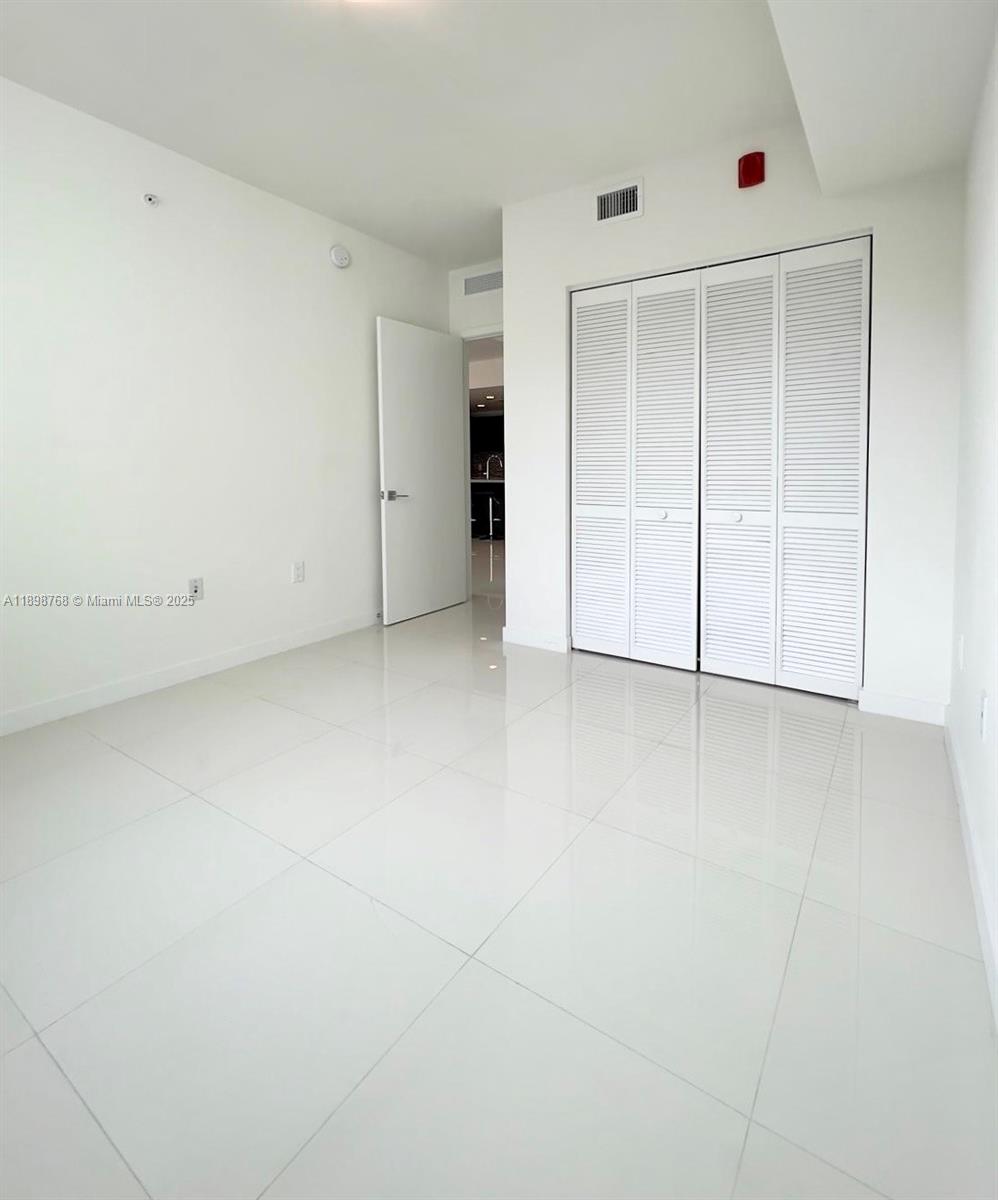 MIDTOWN DORAL CONDO 3 - Residential Lease