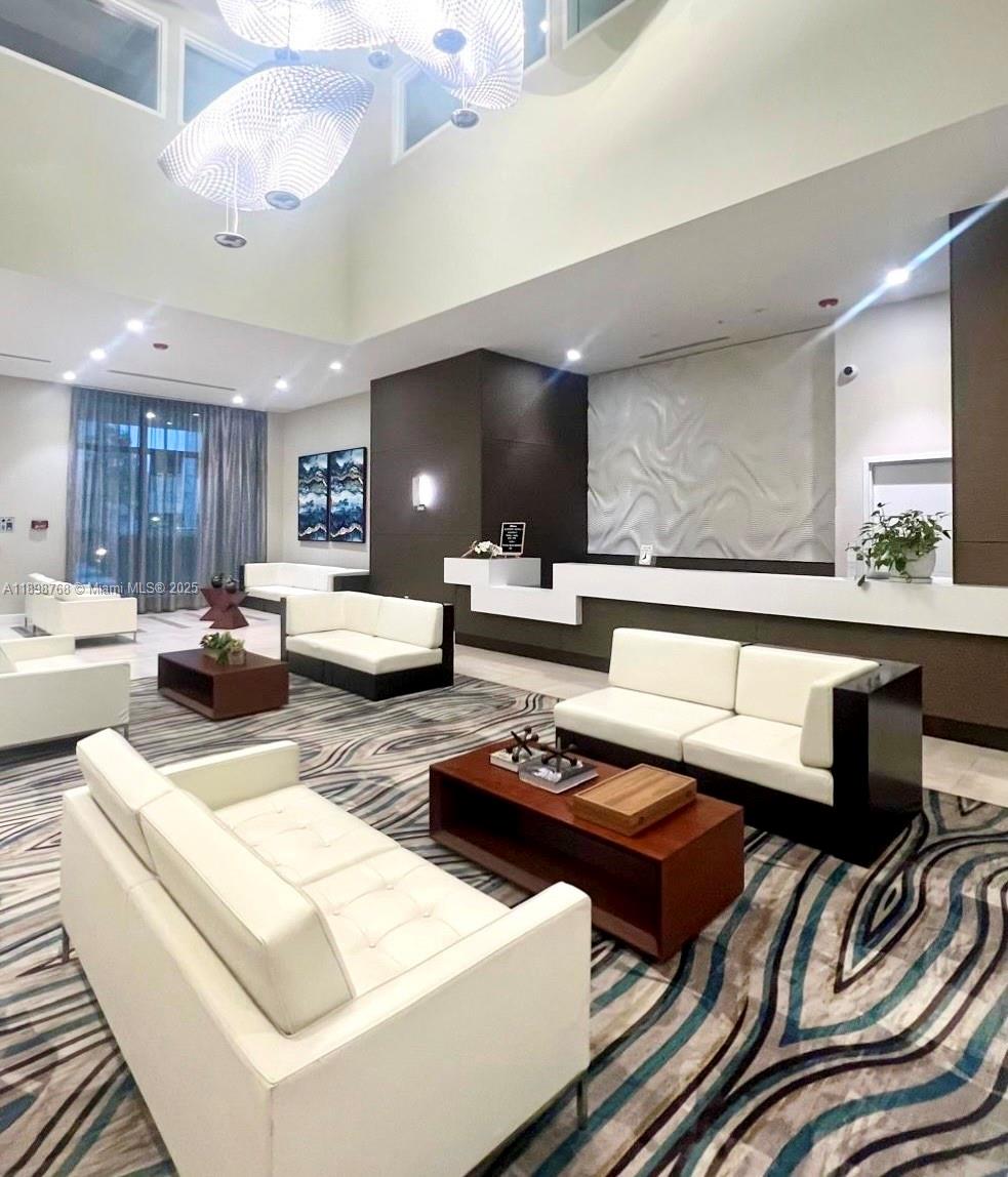 MIDTOWN DORAL CONDO 3 - Residential Lease