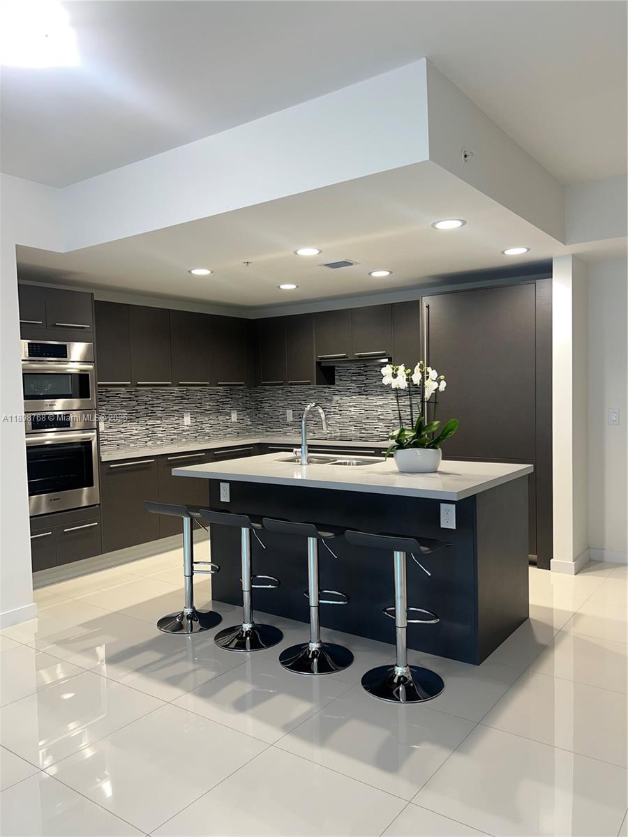 MIDTOWN DORAL CONDO 3 - Residential Lease