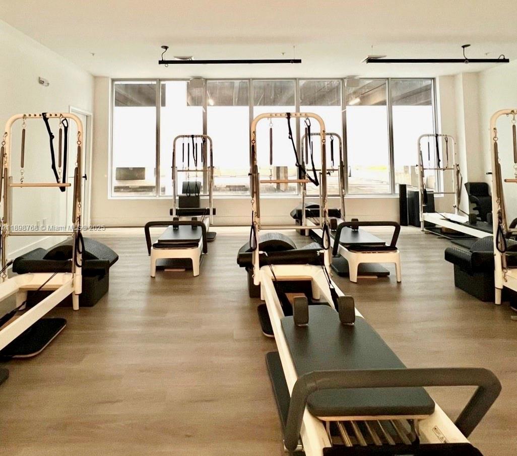 MIDTOWN DORAL CONDO 3 - Residential Lease