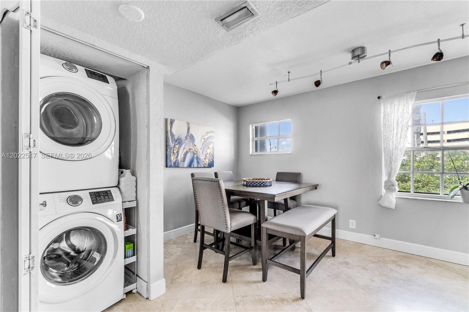 349 Virginia St 349