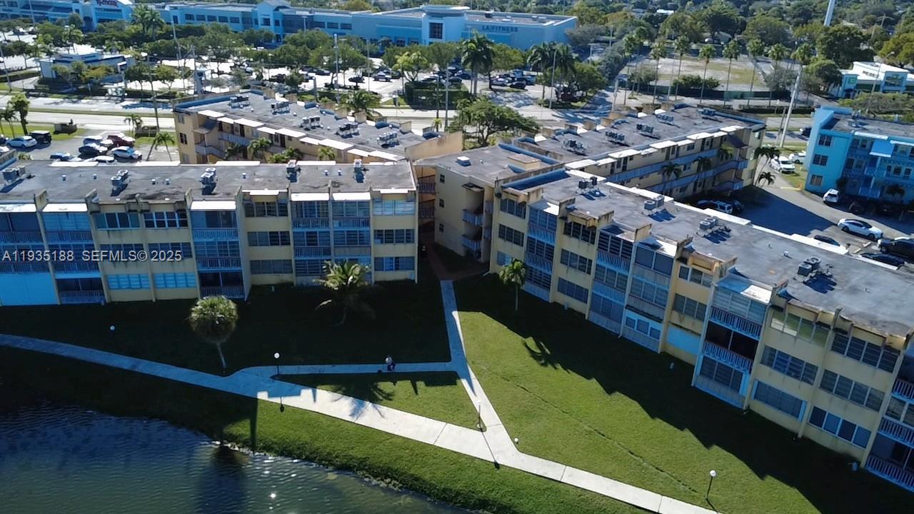 SECOND MOORINGS CONDO - Residential