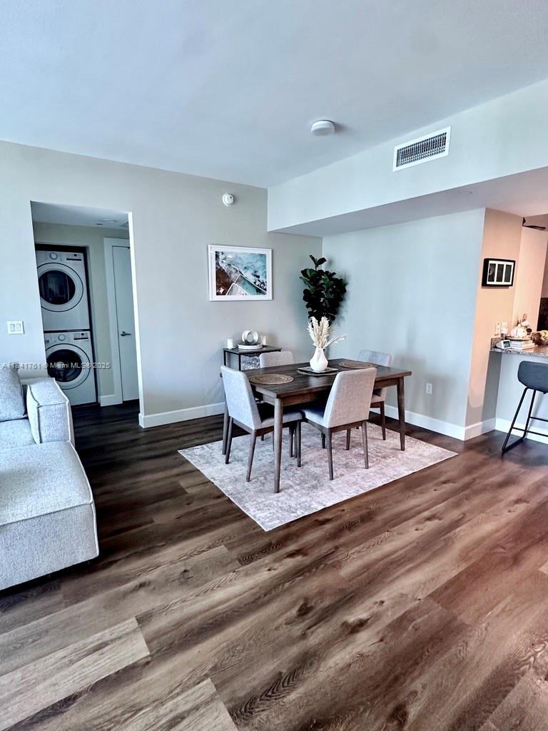 THE PLAZA 851 BRICKELL CO - Residential