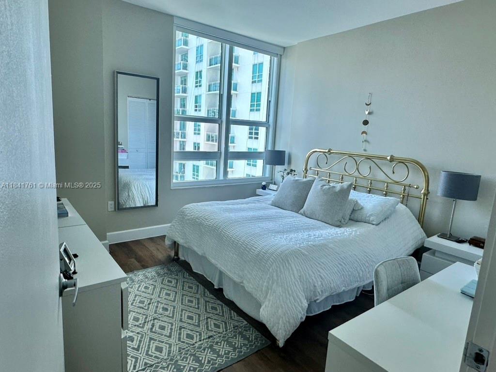 THE PLAZA 851 BRICKELL CO - Residential