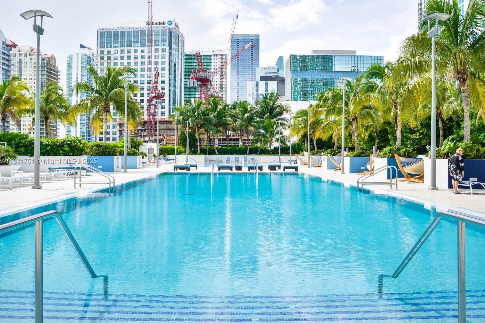 THE PLAZA 851 BRICKELL CO - Residential