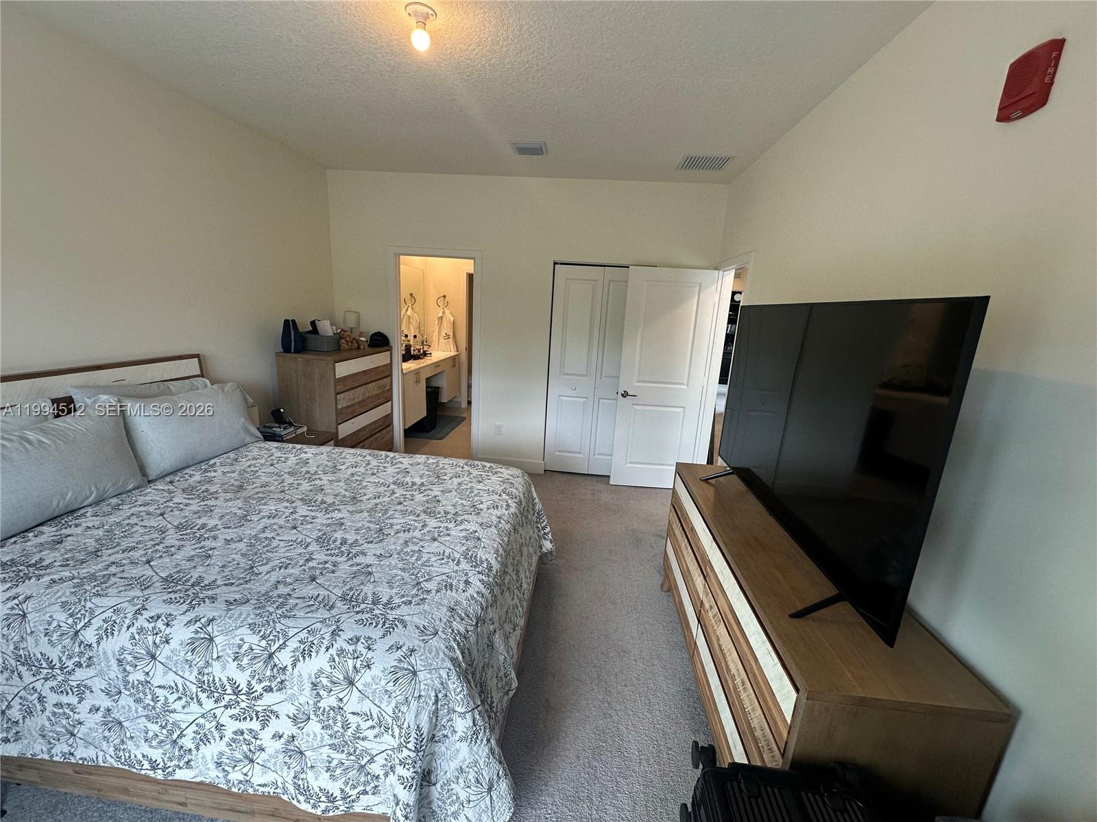 DOWNTOWN DORAL SOUTH PHAS - Residential