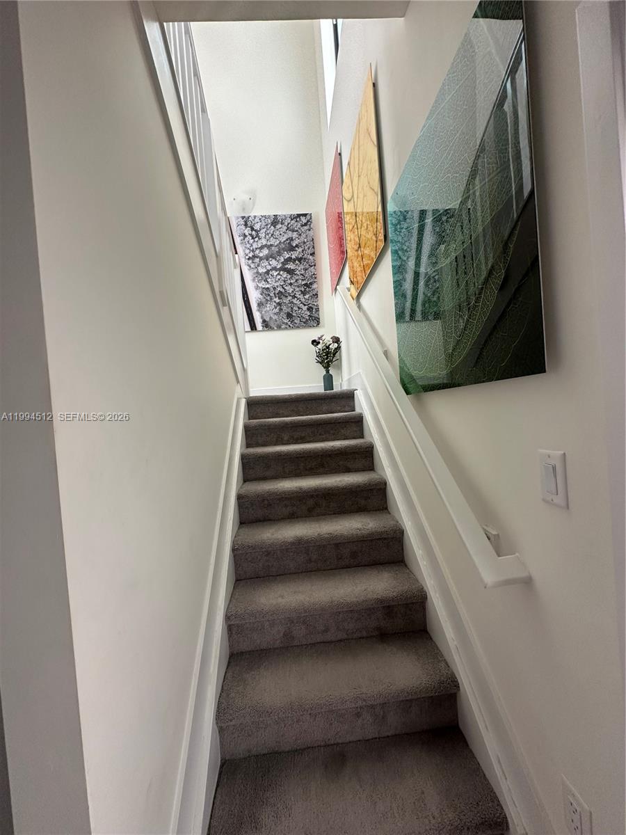 DOWNTOWN DORAL SOUTH PHAS - Residential