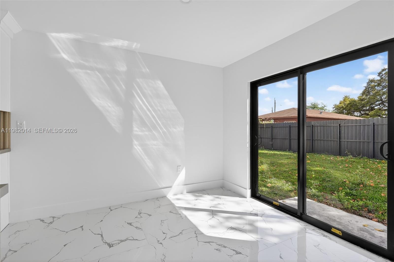 LAURAVILLE GARDENS - Residential