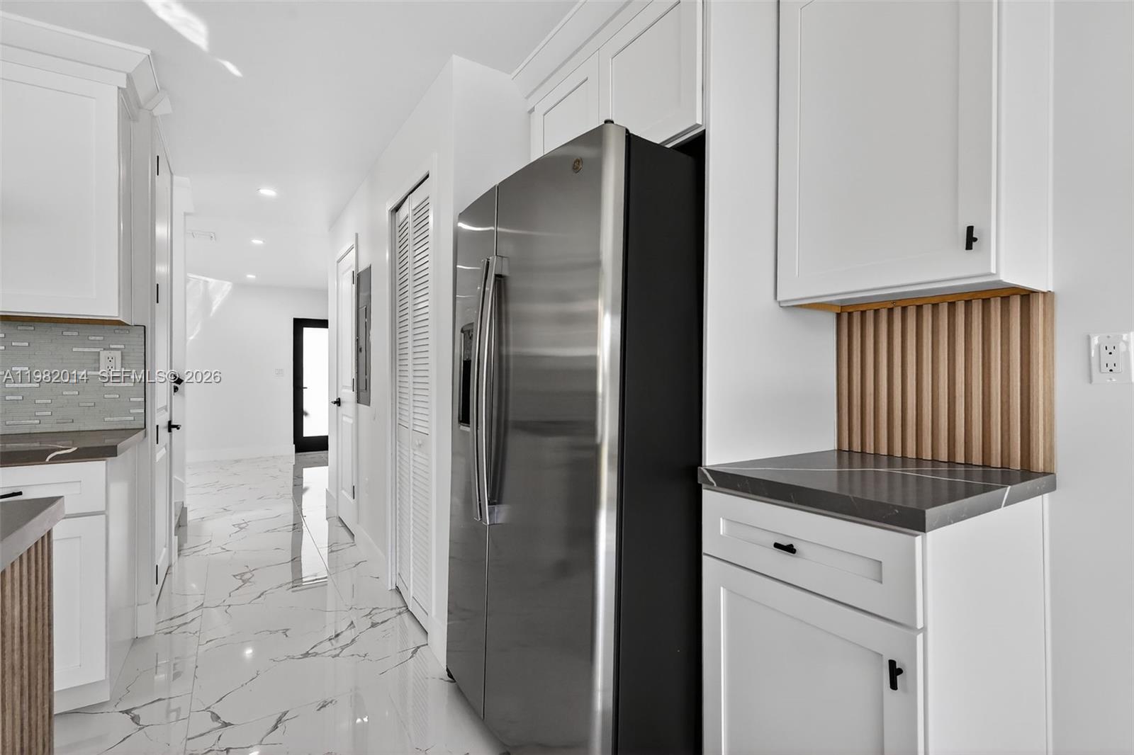 LAURAVILLE GARDENS - Residential