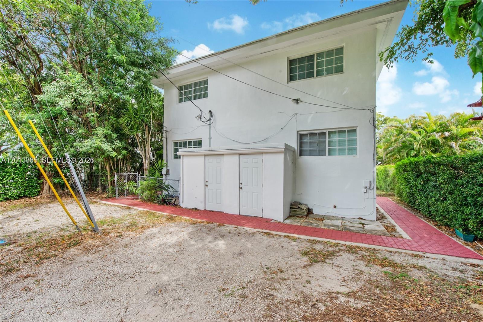 COCONUT GROVE SEC 1-CORAL - Residential Income