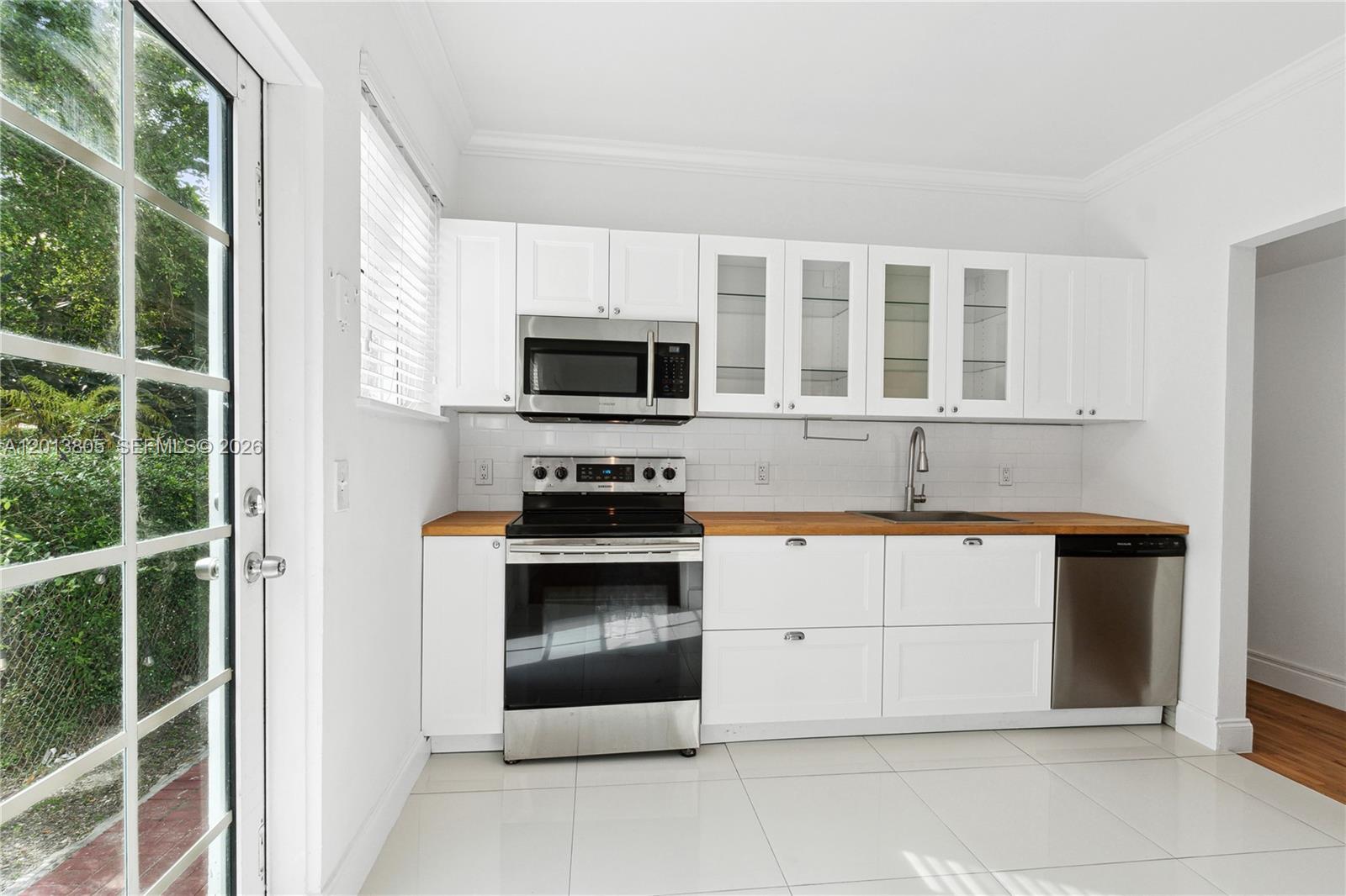 COCONUT GROVE SEC 1-CORAL - Residential Income