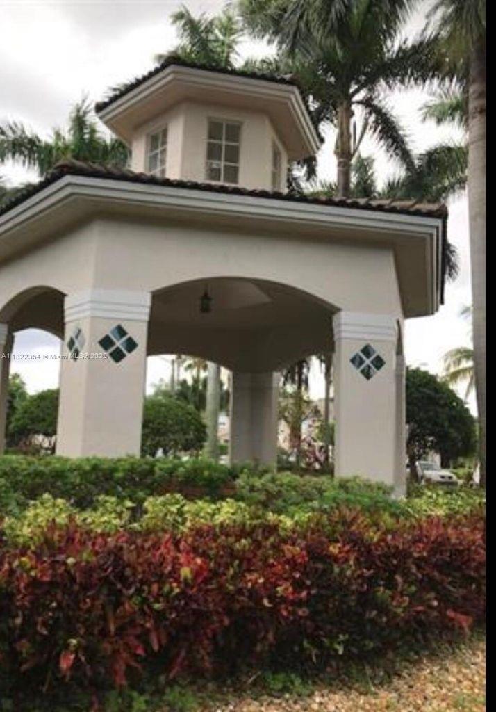 LAS BRISAS AT DORAL CONDO - Residential Lease