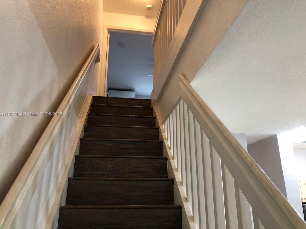 LAS BRISAS AT DORAL CONDO - Residential Lease