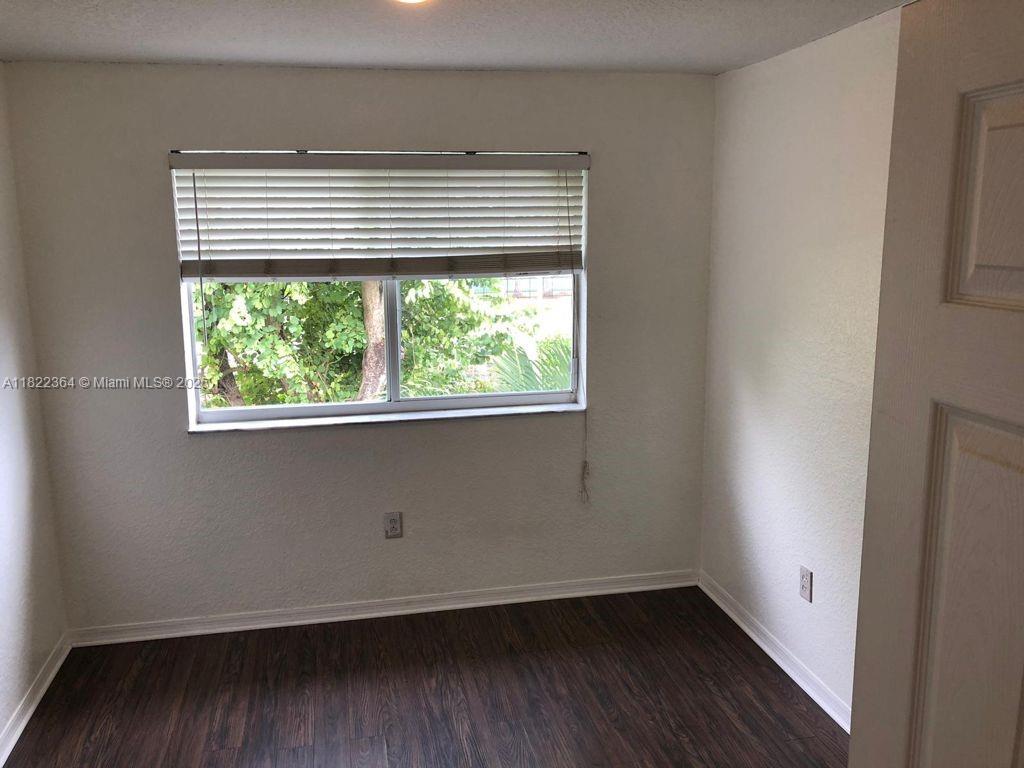 LAS BRISAS AT DORAL CONDO - Residential Lease