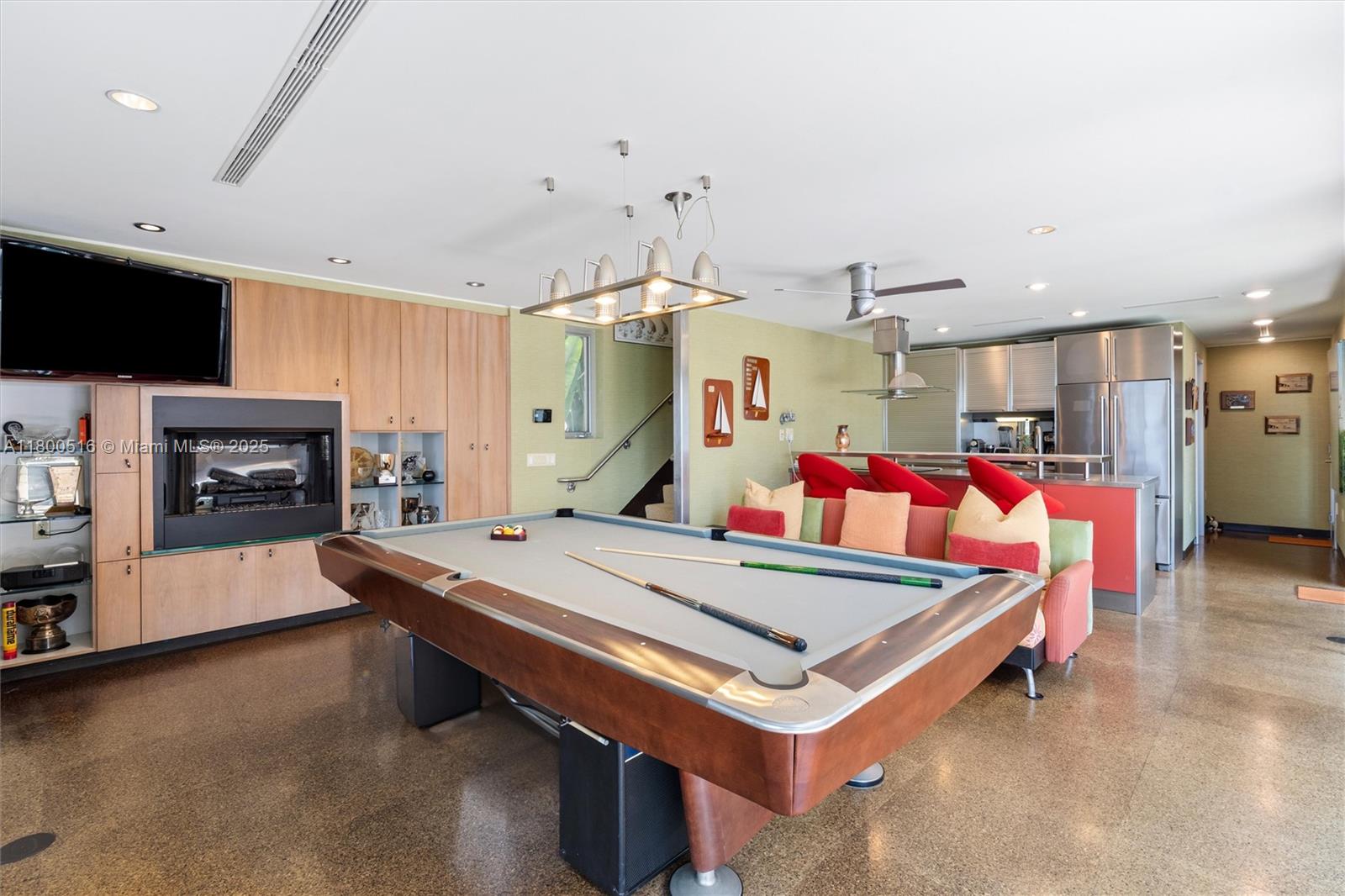 HARBOR BEACH - Residential