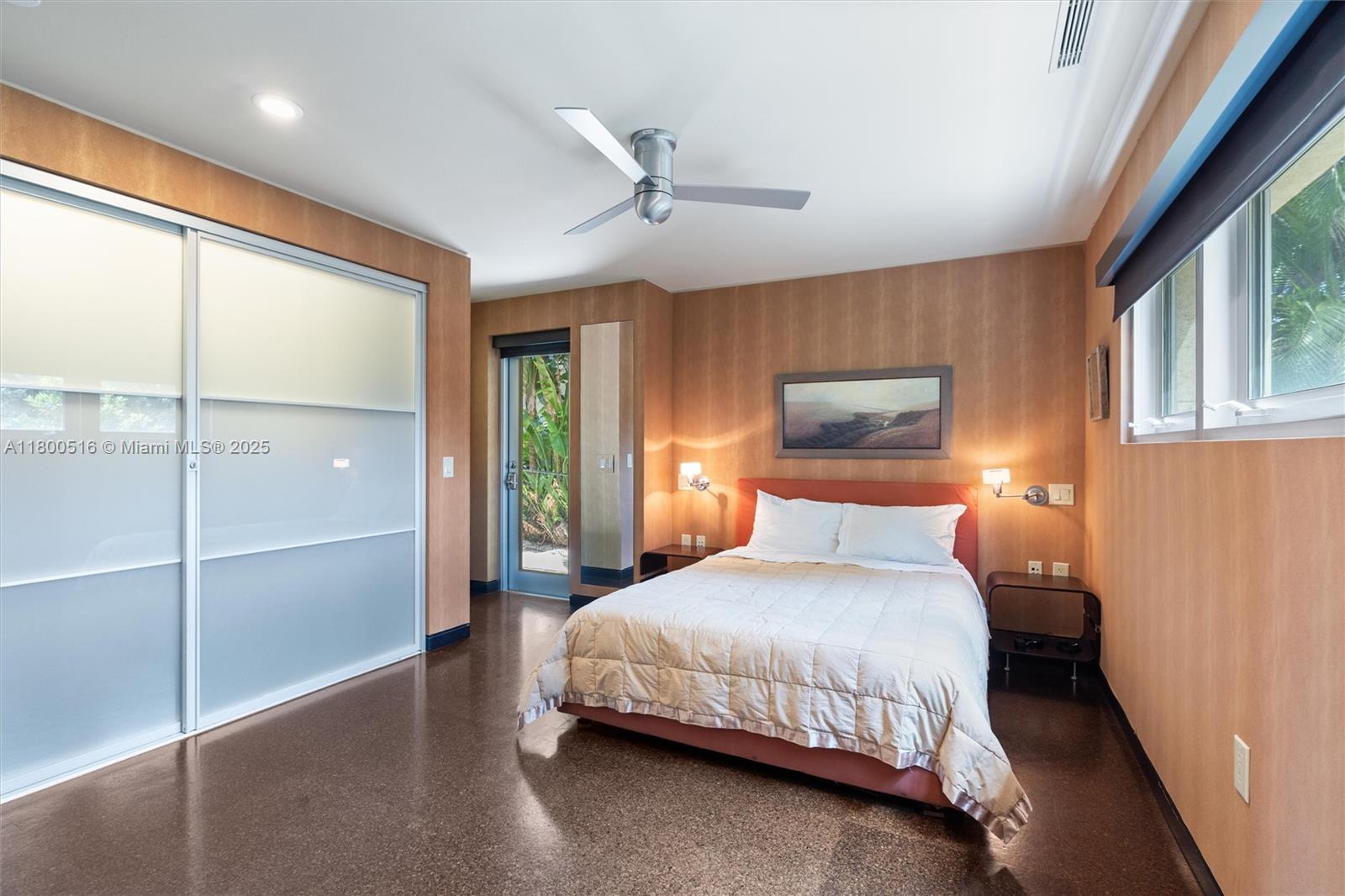 HARBOR BEACH - Residential