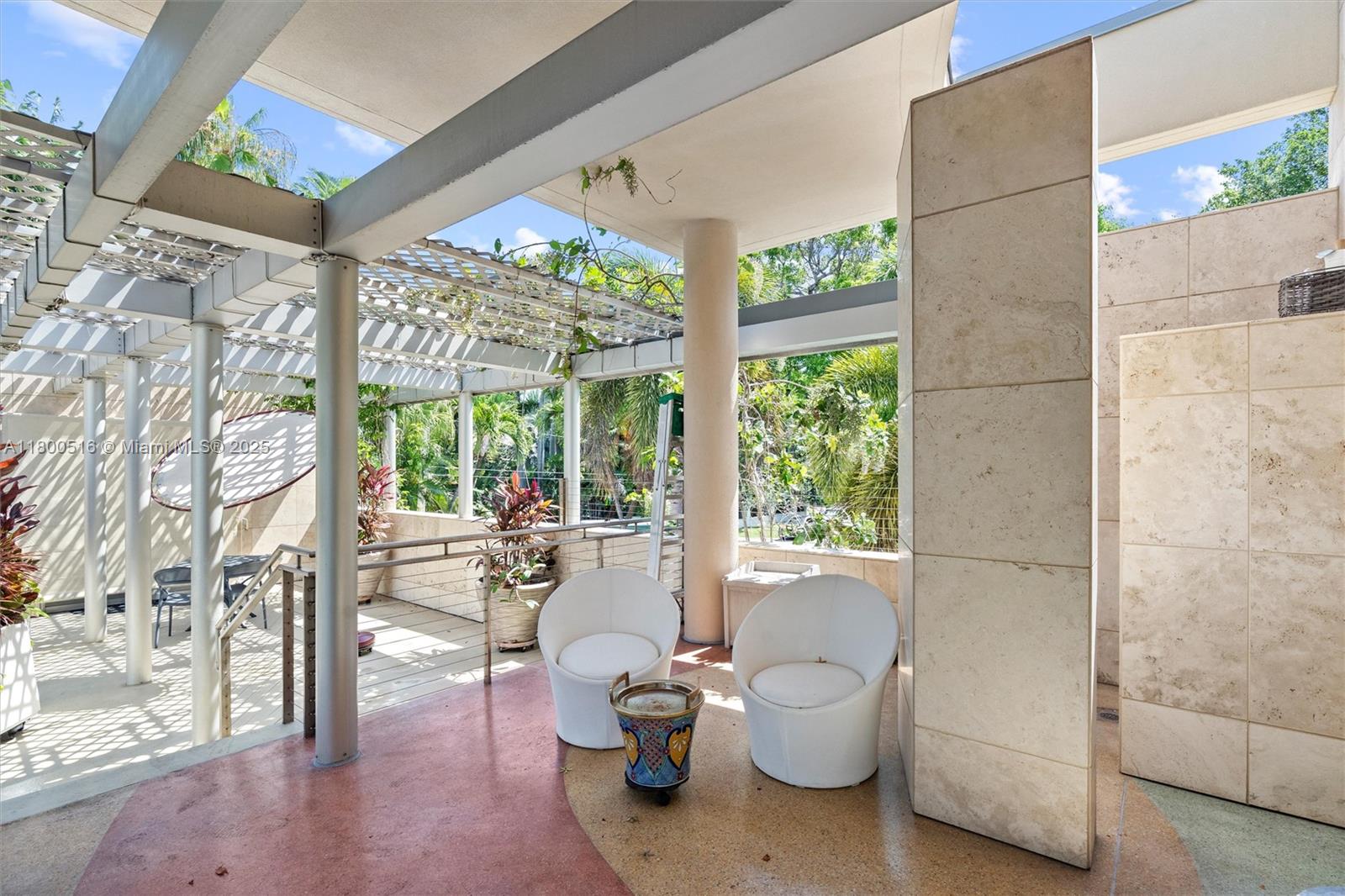 HARBOR BEACH - Residential
