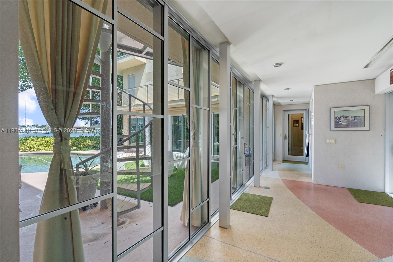 HARBOR BEACH - Residential
