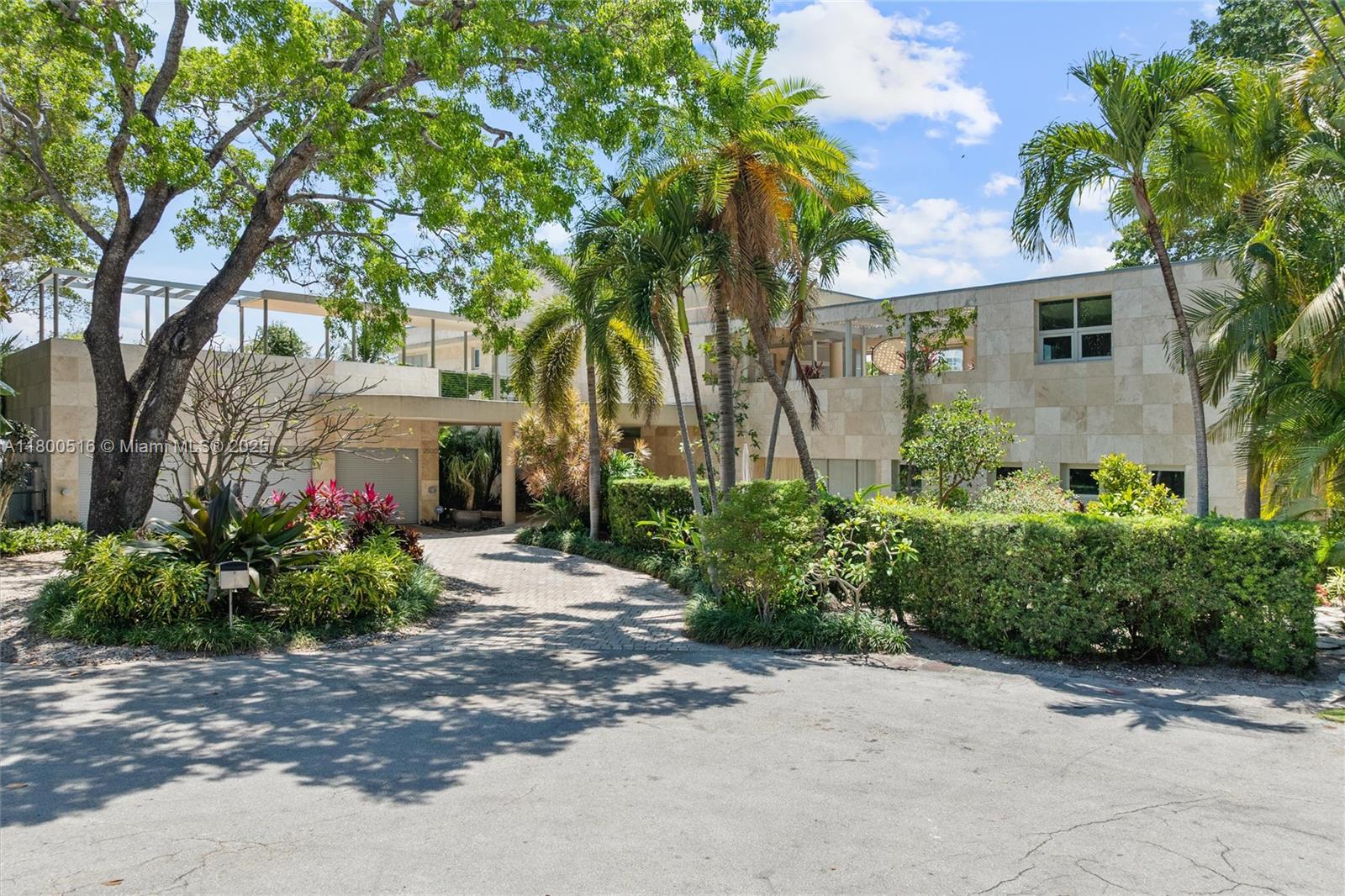 HARBOR BEACH - Residential