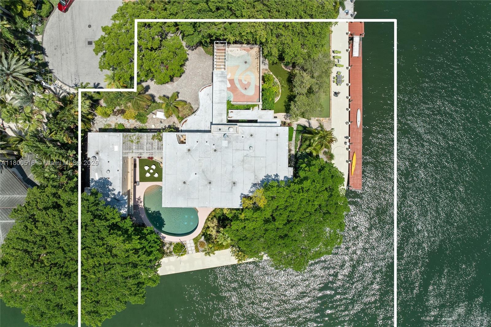 HARBOR BEACH - Residential
