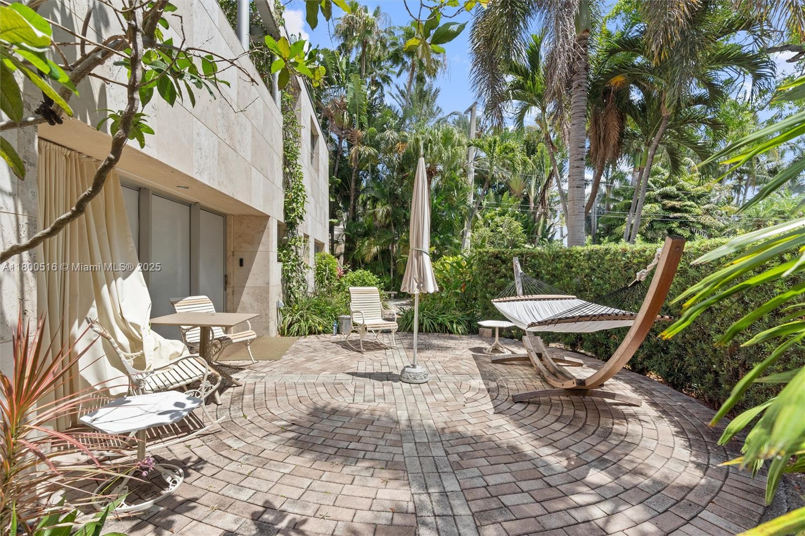 HARBOR BEACH - Residential