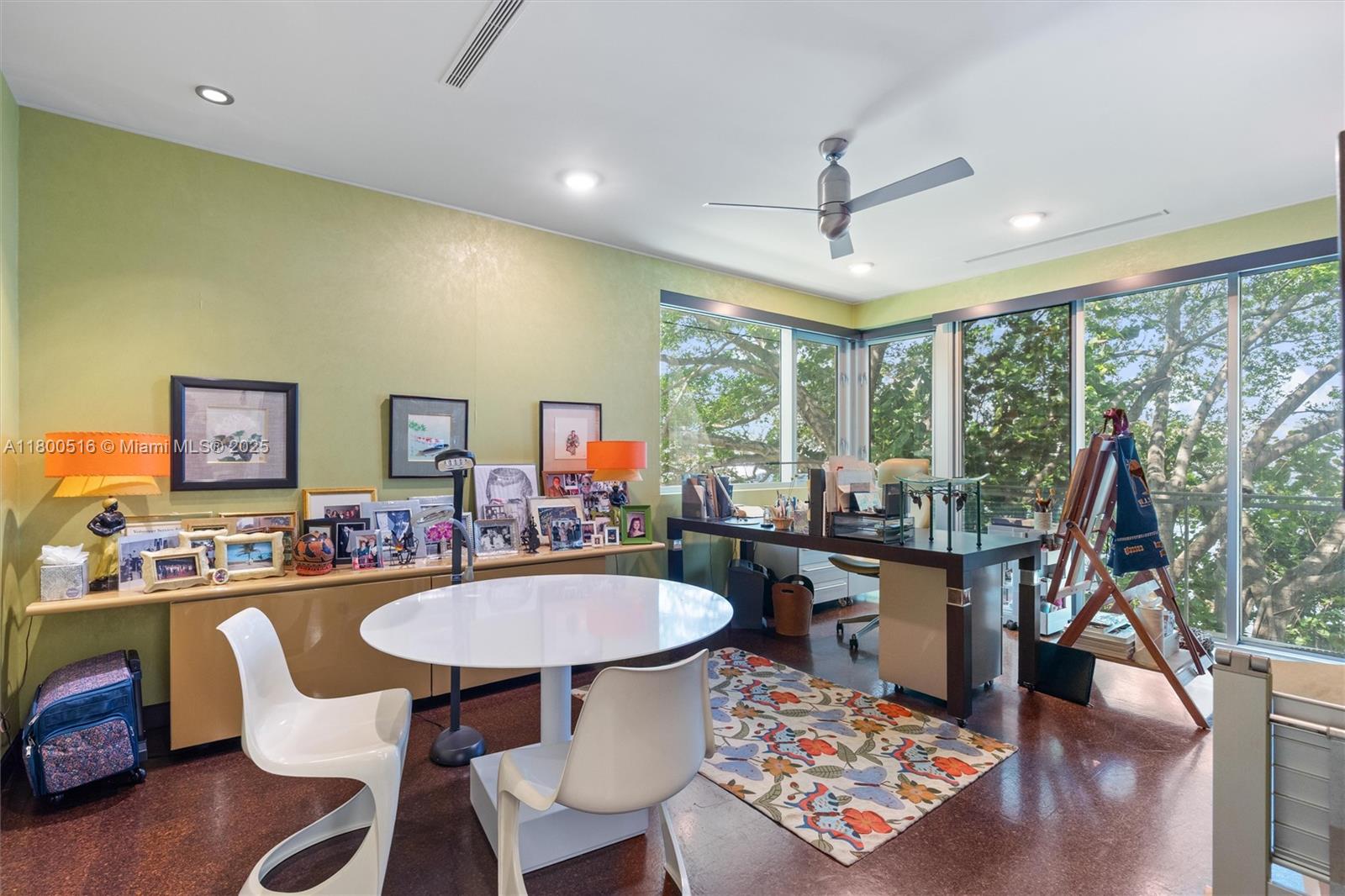 HARBOR BEACH - Residential