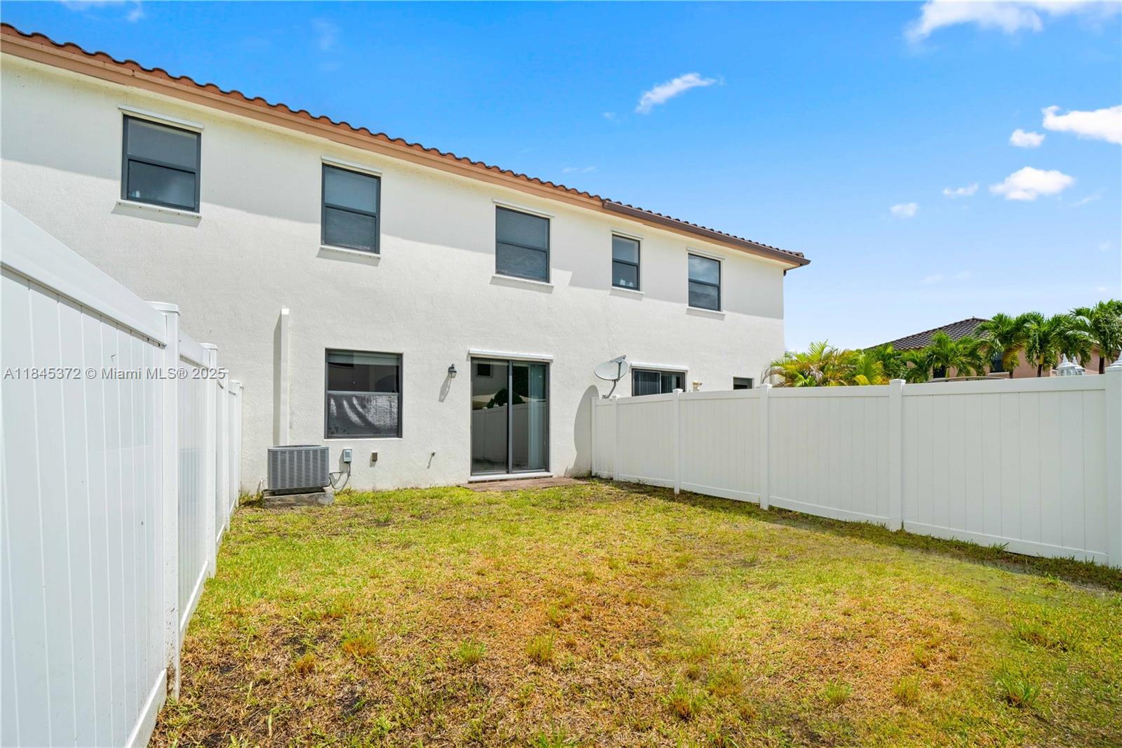 3366 W 90th Ter 3366