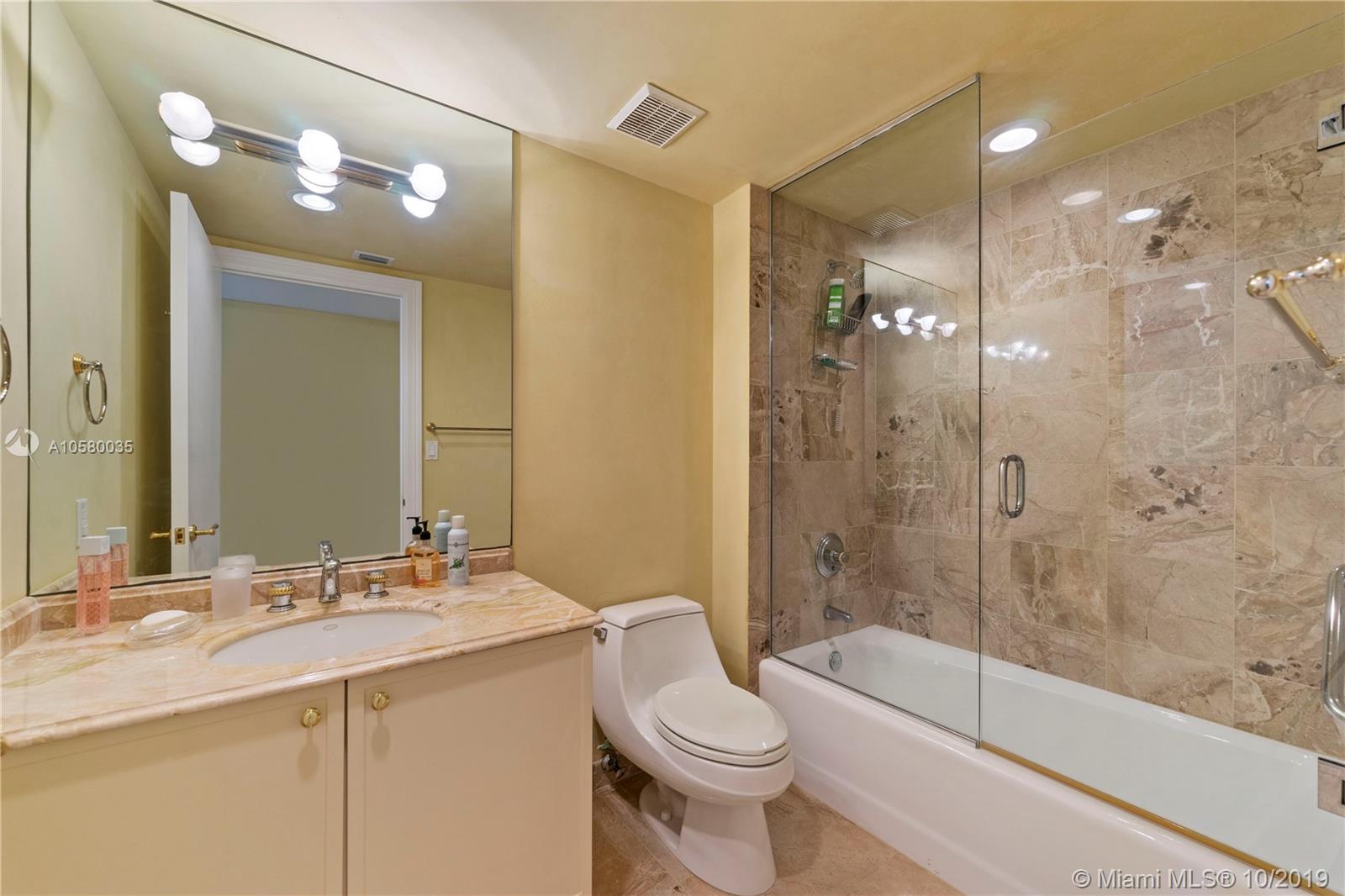 GRAND BAY TOWER CONDO - Residential