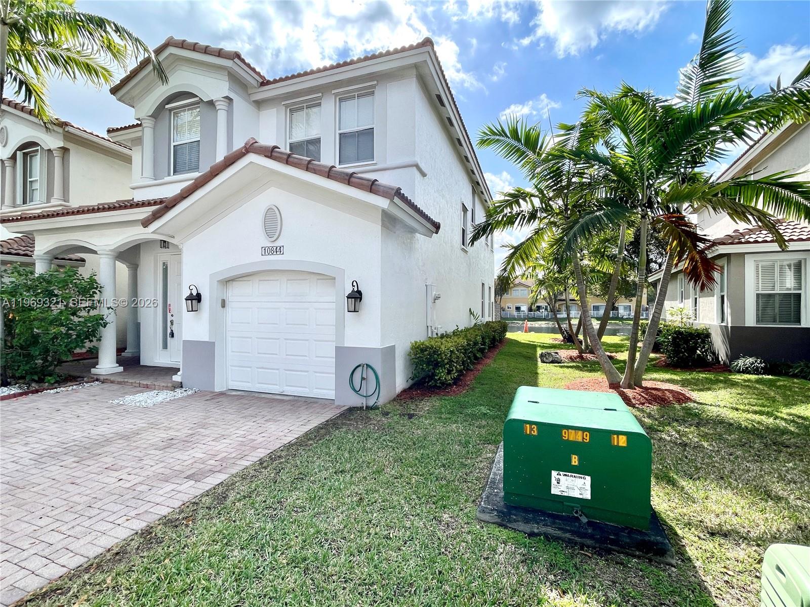 Islands/Doral - Residential Lease