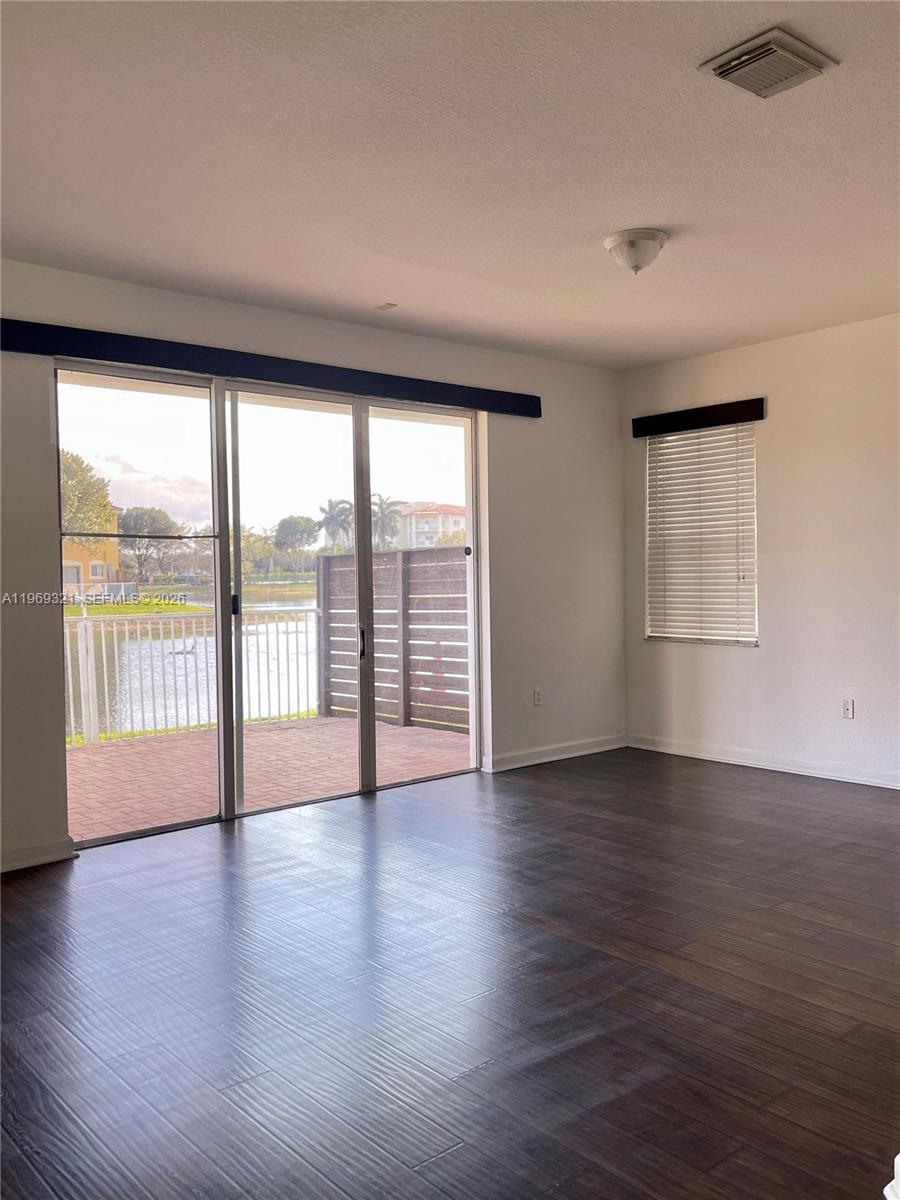 Islands/Doral - Residential Lease