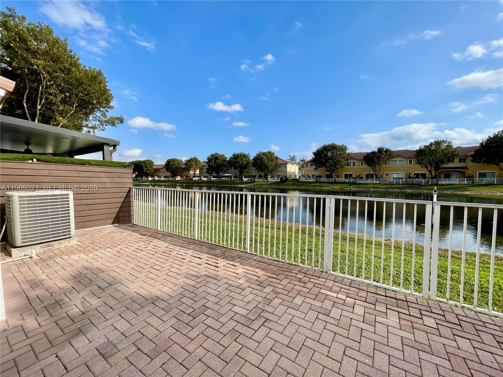 Islands/Doral - Residential Lease