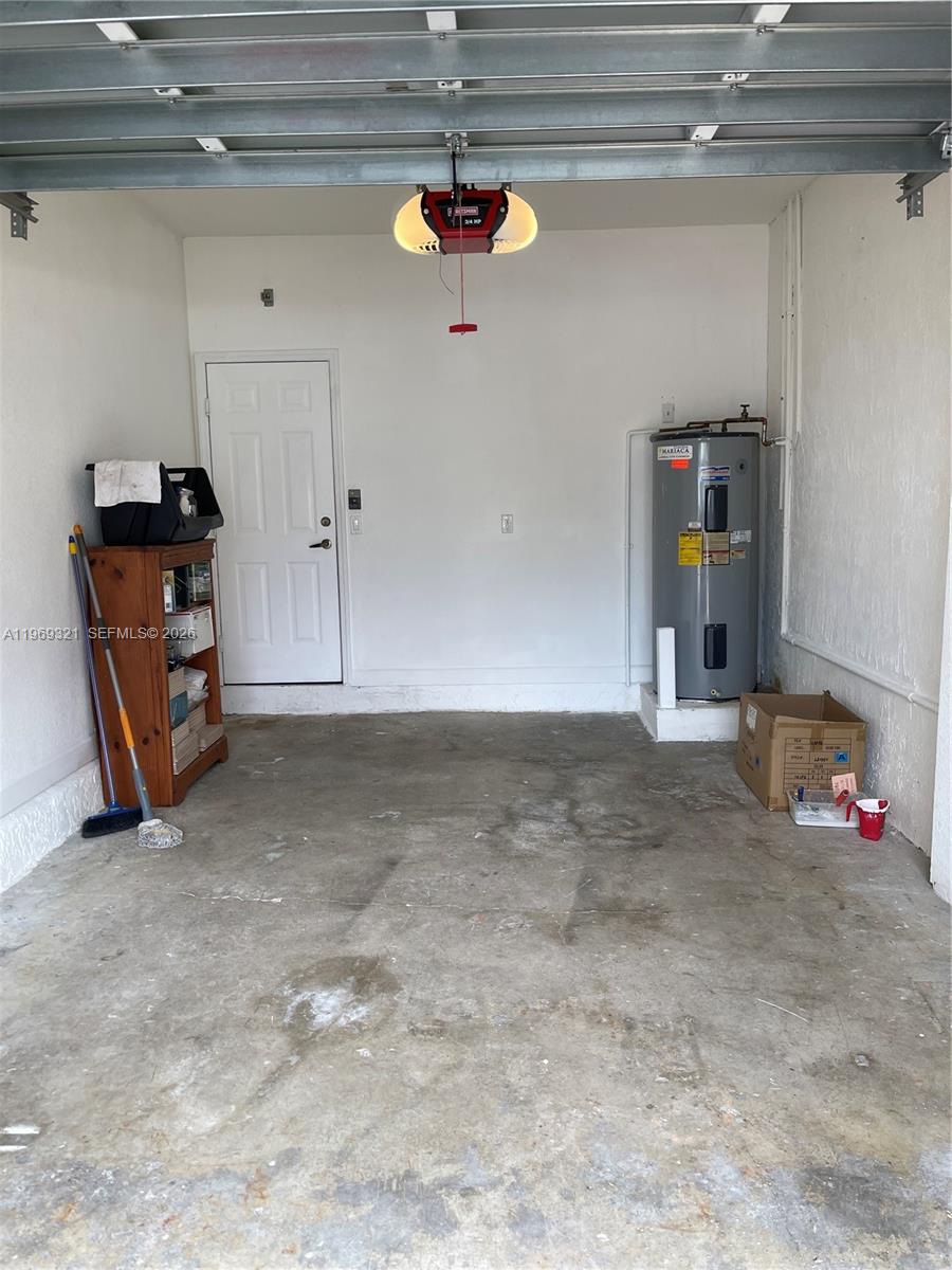 Islands/Doral - Residential Lease